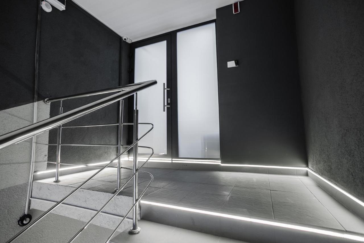 Amsterdam Lviv Apartments エクステリア 写真