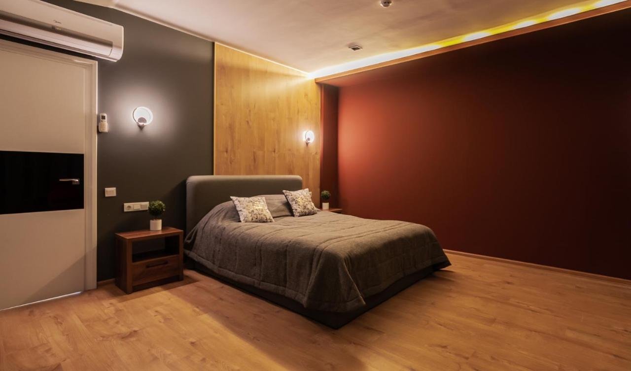 Amsterdam Lviv Apartments エクステリア 写真